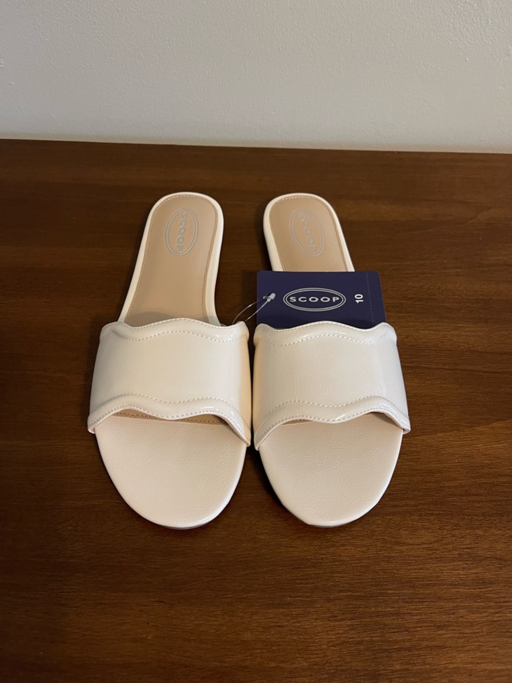 Scoop Slide Sandals size 10
